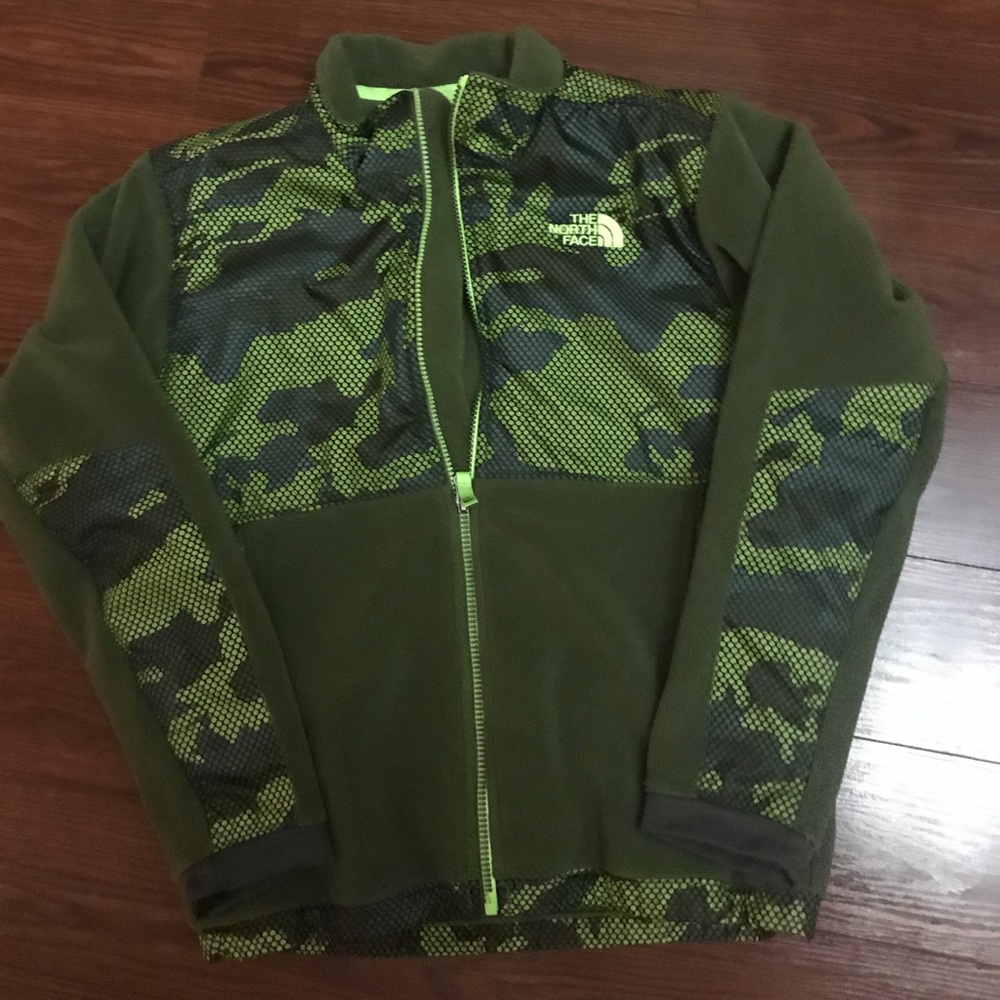 Green camo The North Face fleece jacket
